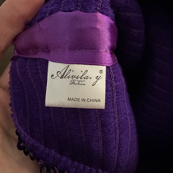 NWOT Sequin Crop Top - Picture 5 of 6